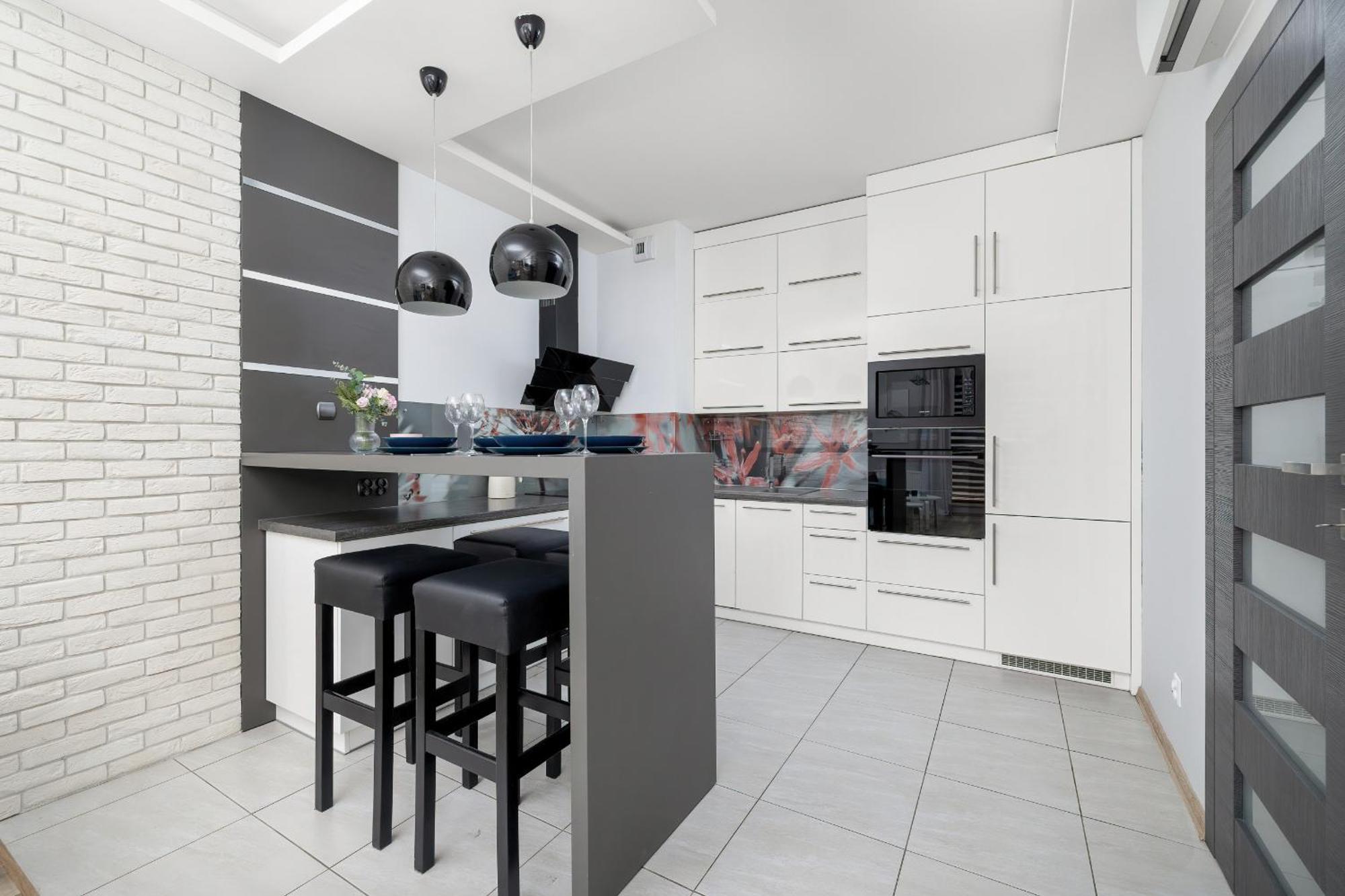 Nowoczesny & Klimatyzowany Z Parkingiem By Renters Apartament