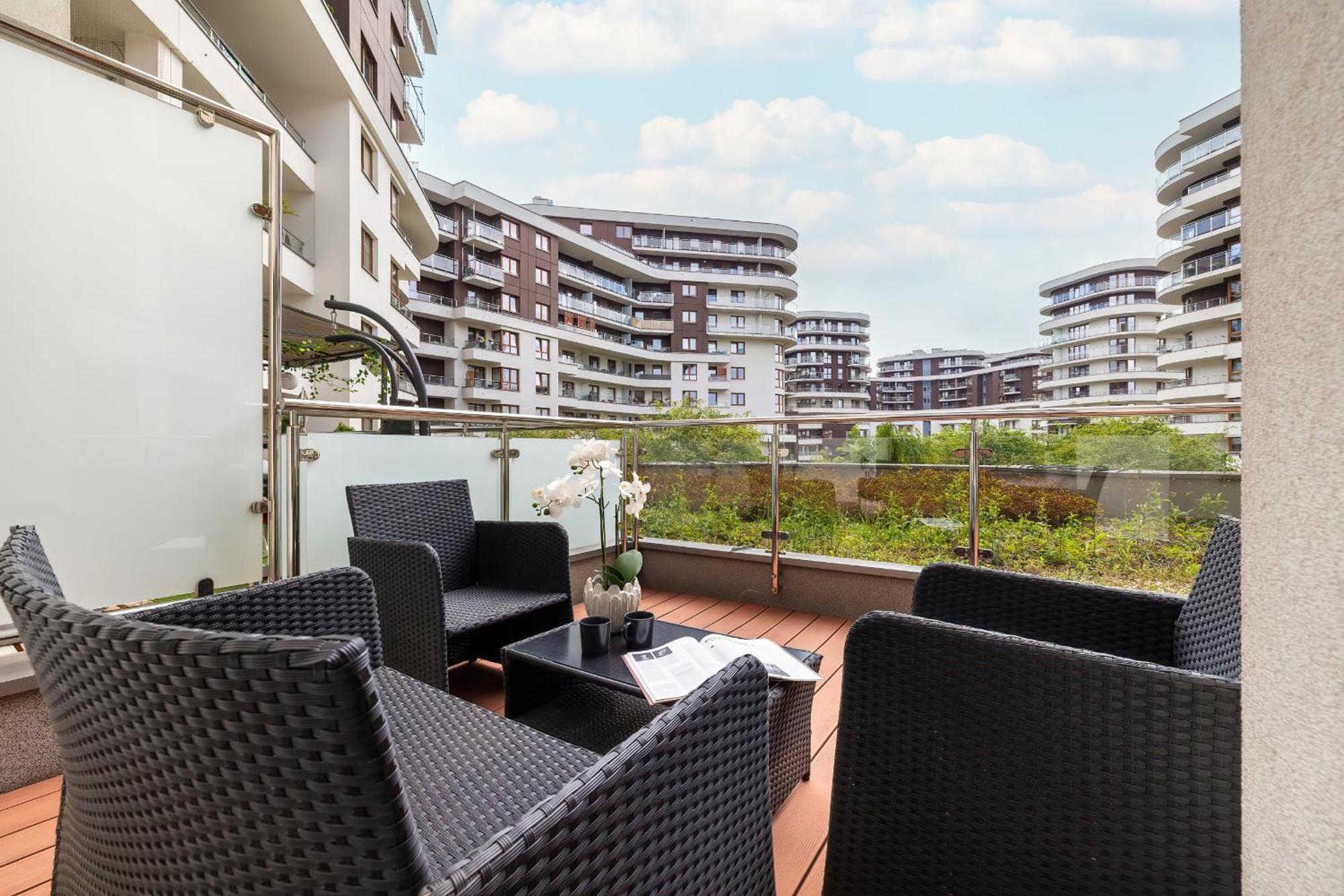Appartamento Nowoczesny & Klimatyzowany Z Parkingiem By Renters Cracovia